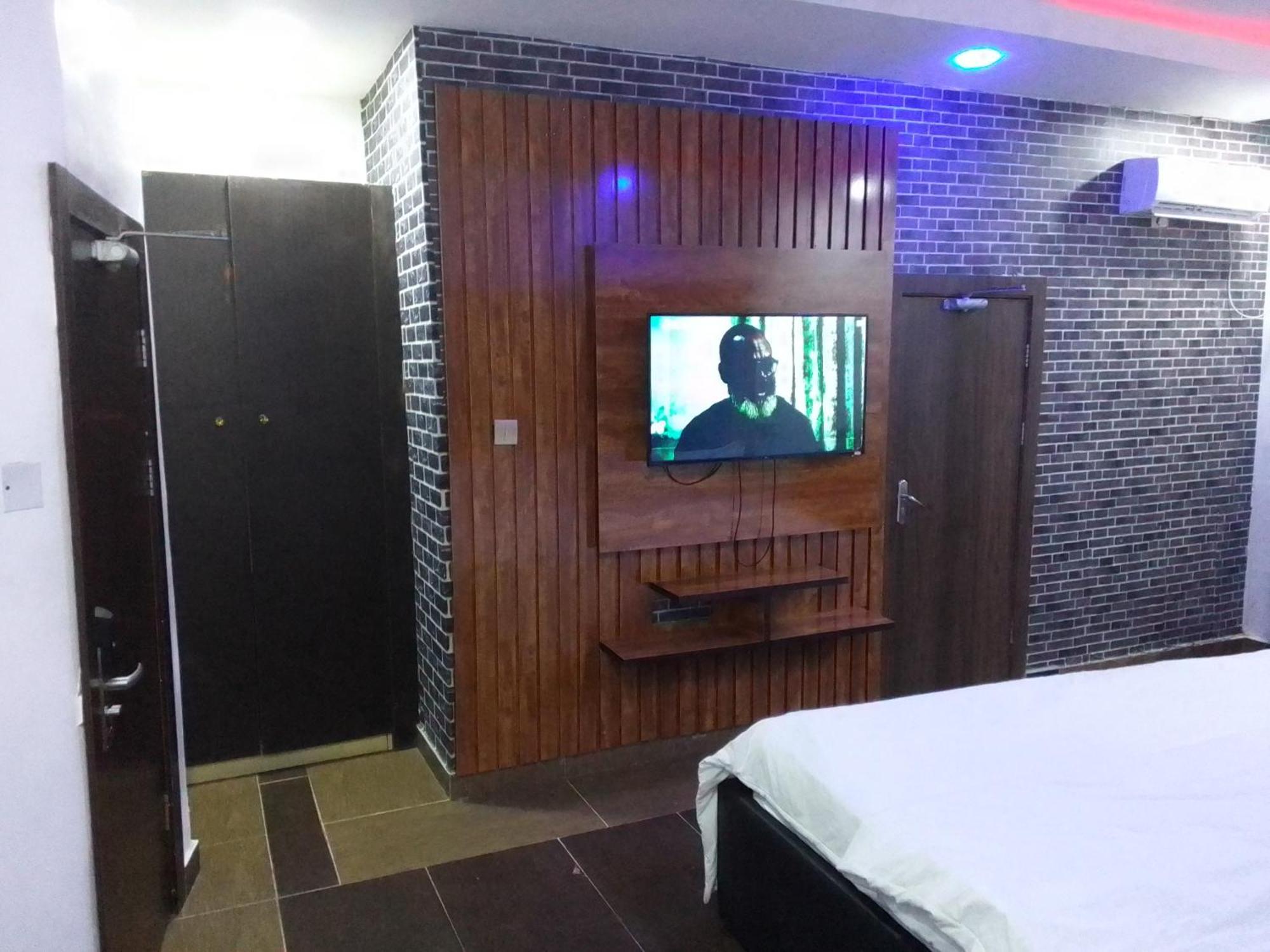 Exclusive Mansion Lekki Phase 1 Hotel Ilado Luaran gambar